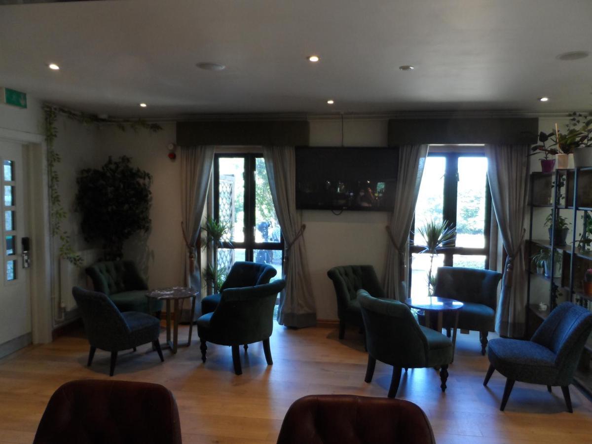 Stanton House Hotel Swindon Kültér fotó